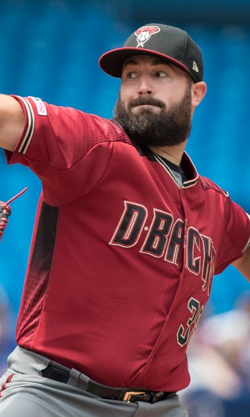Kelly, Marte HR as Diamondbacks finish sweep, beat Jays 8-2